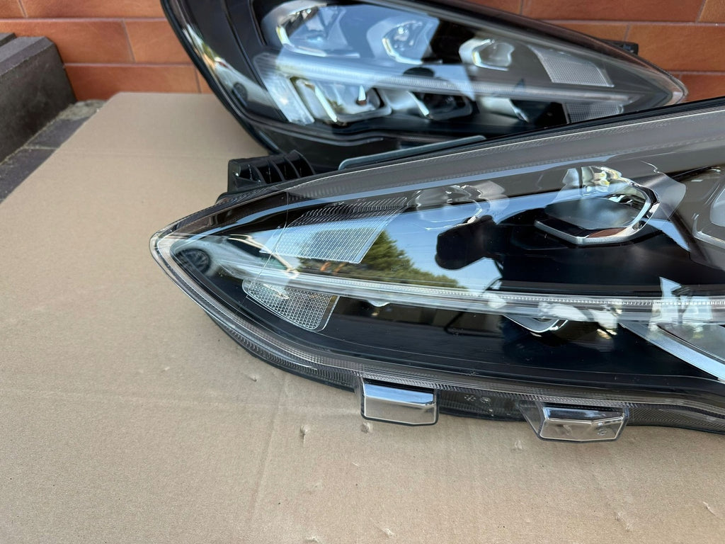 Frontscheinwerfer Ford Focus MX7B-13E015-EB Full LED Rechts oder Links