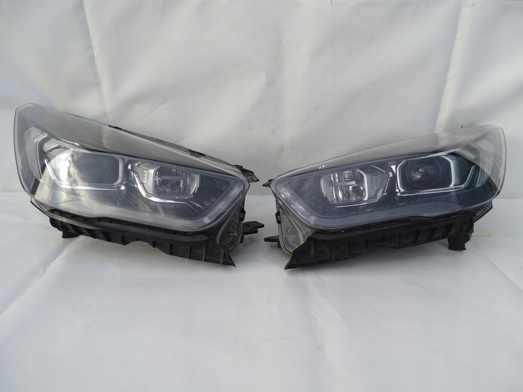 Frontscheinwerfer Ford Kuga 90156445 90156447 Xenon Rechts oder Links SCH9399975427oq