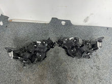 Laden Sie das Bild in den Galerie-Viewer, Frontscheinwerfer Renault Megane IV 260108478R 260602792R LED Ein Satz Headlight SCH7477037082rr