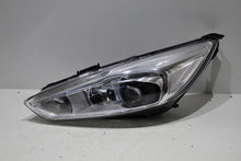 Laden Sie das Bild in den Galerie-Viewer, Frontscheinwerfer Ford Focus Xenon Links Scheinwerfer Headlight