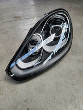 Laden Sie das Bild in den Galerie-Viewer, Frontscheinwerfer Porsche Cayenne 7P5941751F Links Scheinwerfer Headlight SCH6939923629mn