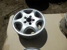 Load image into Gallery viewer, 3x Alufelge 16 Zoll 7.0&quot; 5x112 43ET A2084010502 Mercedes-Benz Clk Rim Wheel