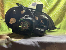 Laden Sie das Bild in den Galerie-Viewer, Frontscheinwerfer Mercedes-Benz W163 1EL223151-19 Links Scheinwerfer Headlight SCH6411409440xr