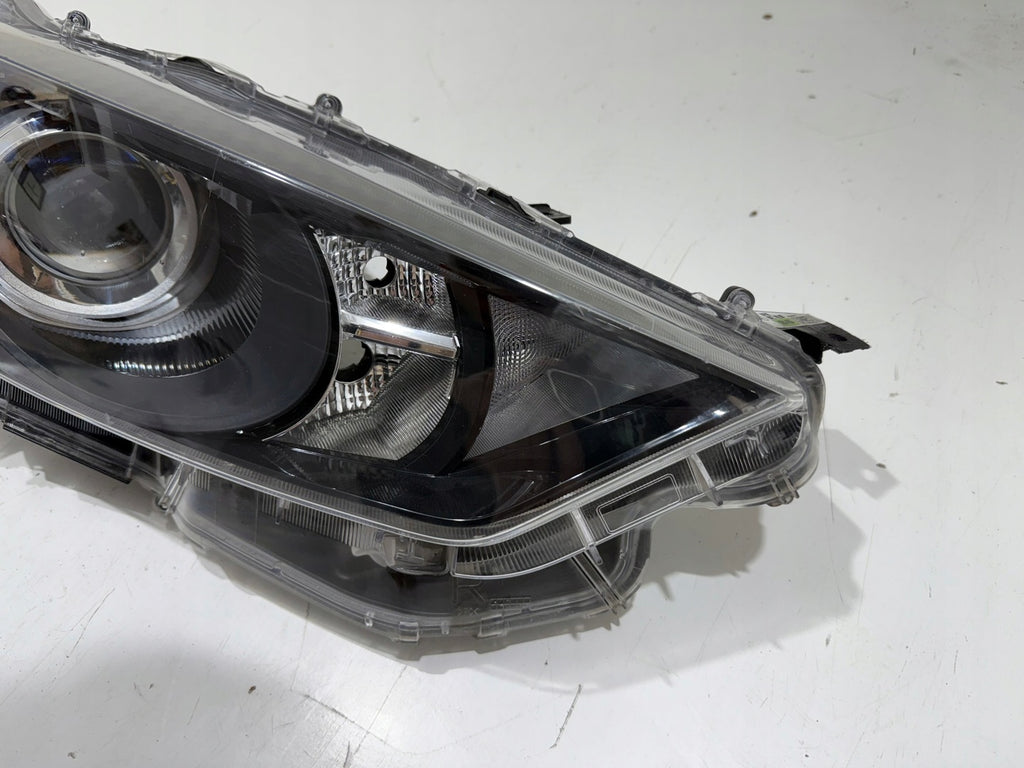 Frontscheinwerfer Toyota IV Yaris Rechts Scheinwerfer Headlight SCH1375497315wy