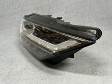 Laden Sie das Bild in den Galerie-Viewer, Frontscheinwerfer Audi A8 D5 4N0941036 LED Rechts Scheinwerfer Headlight