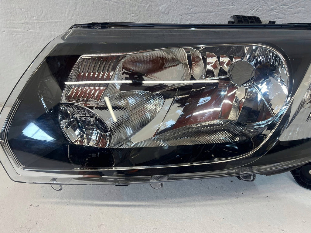 Frontscheinwerfer Dacia Sandero 90146513 Links Scheinwerfer Headlight