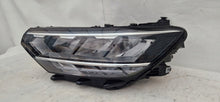 Load image into Gallery viewer, Frontscheinwerfer VW Passat B8 3G1941035 90172734 LED Links Headlight