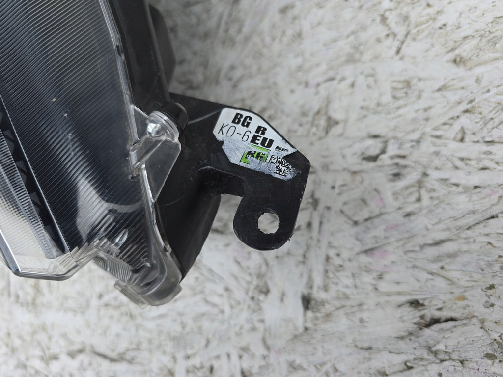 Frontscheinwerfer Toyota 4 Yaris K0-6EU Rechts Scheinwerfer Headlight