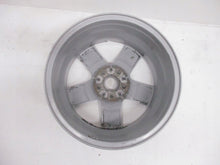 Load image into Gallery viewer, 1x Alufelge 17 Zoll 6855087 BMW 1 Rim Wheel