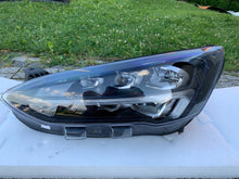 Laden Sie das Bild in den Galerie-Viewer, Frontscheinwerfer Ford Focus JX7B-13E015-CE LED Links Scheinwerfer Headlight