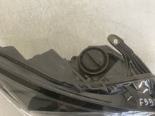 Laden Sie das Bild in den Galerie-Viewer, Frontscheinwerfer Opel Astra K 39111144 LED Rechts Scheinwerfer Headlight SCH6431330815ri