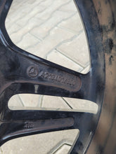 Laden Sie das Bild in den Galerie-Viewer, 1x Alufelge 18 Zoll 8.0" 5x112 44ET Glanz Schwarz A2134016300 Mercedes-Benz W213 FEL4488420475yk