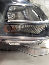 Laden Sie das Bild in den Galerie-Viewer, Frontscheinwerfer Opel Zafira 1656227880 Rechts Scheinwerfer Headlight SCH5892461702zi
