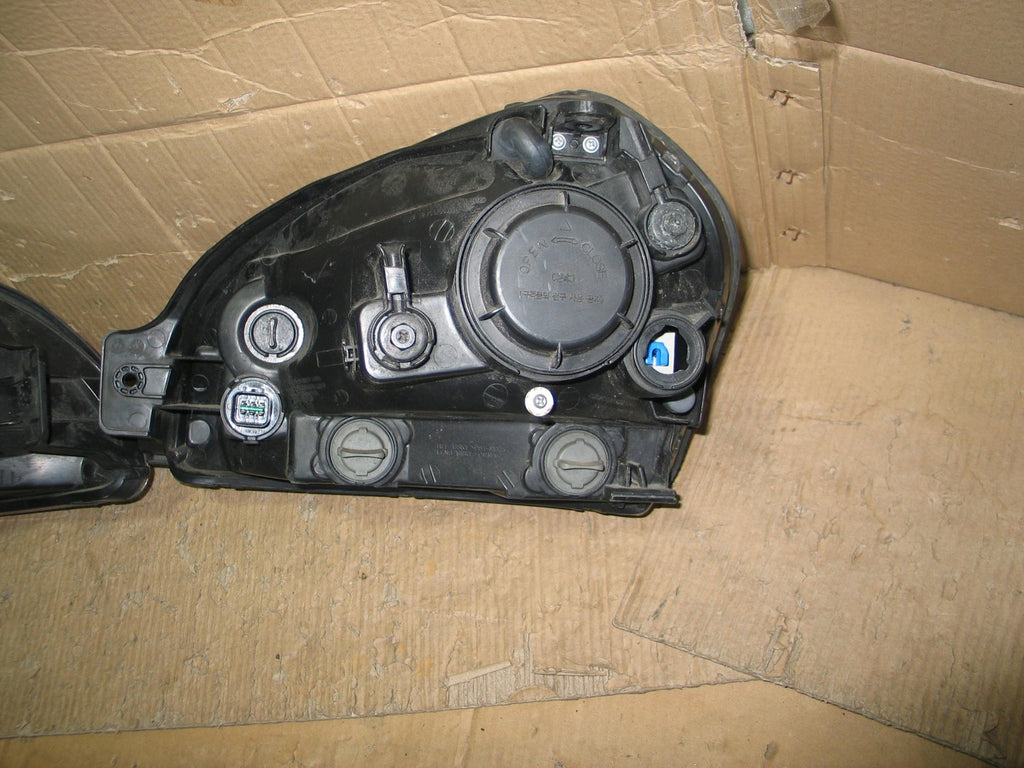 Frontscheinwerfer Hyundai Tucson 921012-2E000 LED Ein Stück (Rechts oder Links)