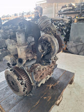 Laden Sie das Bild in den Galerie-Viewer, Motor Hyundai Kia D4FB 1.6 CRDI 115PS Diesel Engine Unkomplett