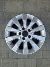 Load image into Gallery viewer, 1x Alufelge 16 Zoll 6.5&quot; 5x112 A4474010301 Mercedes-Benz Vito Rim Wheel