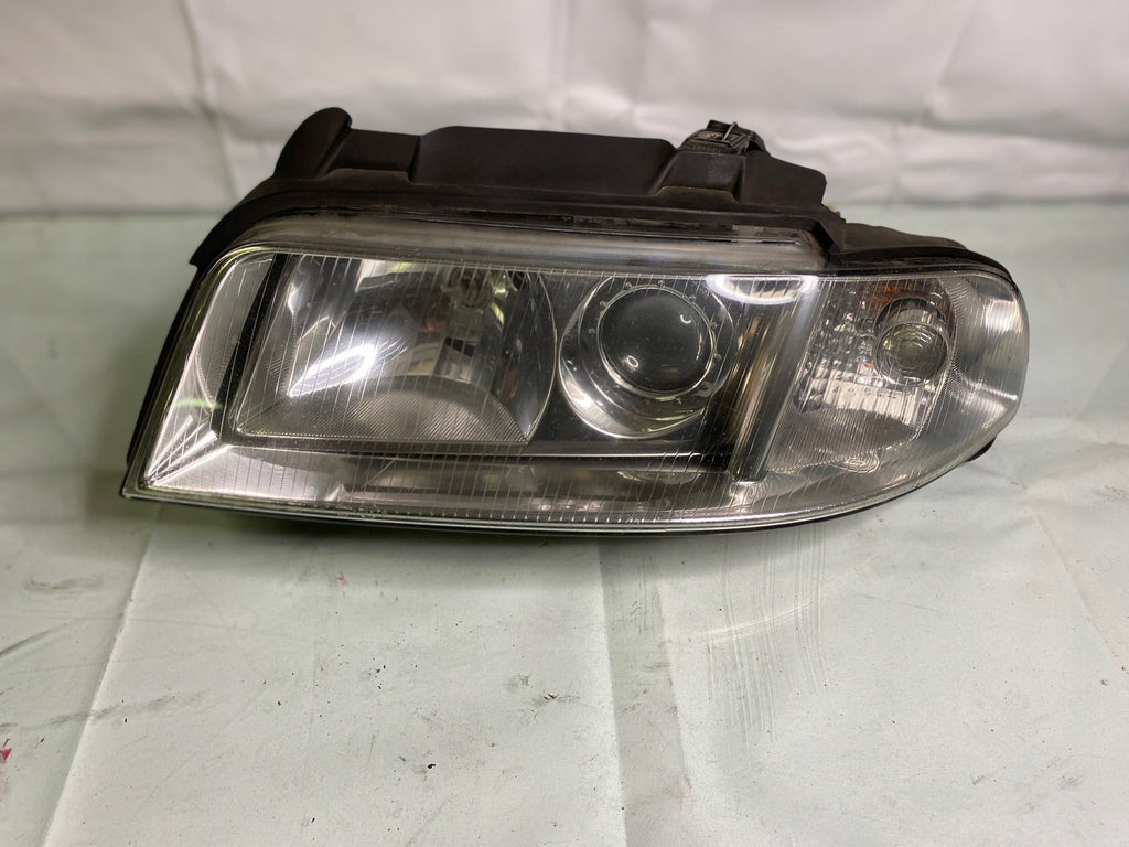 Frontscheinwerfer Audi A4 B5 89300399 Xenon Links Scheinwerfer Headlight