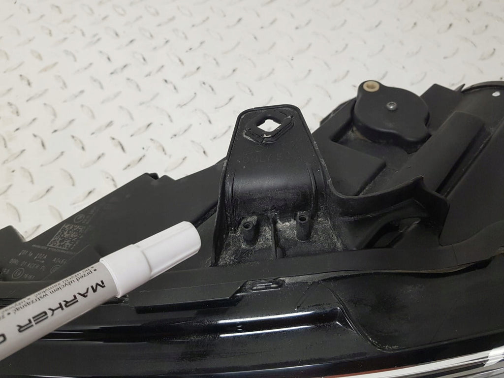 Frontscheinwerfer Audi A3 8V0941005E Xenon Ein Stück (Rechts oder Links)