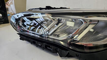 Laden Sie das Bild in den Galerie-Viewer, Frontscheinwerfer BMW 2 5A42243-06 Links Scheinwerfer Headlight SCH2633318848wh
