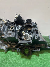 Load image into Gallery viewer, Frontscheinwerfer BMW E91 E90 89318911 Links Scheinwerfer Headlight SCH2315351013wt