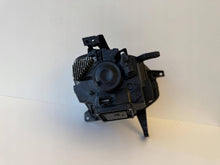 Laden Sie das Bild in den Galerie-Viewer, Frontscheinwerfer Renault Twingo III 260602593R Links Scheinwerfer Headlight SCH2403982813ro