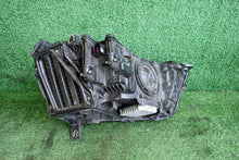 Laden Sie das Bild in den Galerie-Viewer, Frontscheinwerfer Audi Q3 Links Scheinwerfer Headlight