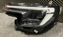 Laden Sie das Bild in den Galerie-Viewer, Frontscheinwerfer Ford R2KB13E017CG 175148R00 01078799900010R2KB13E017CG Links SCH7973602338cr