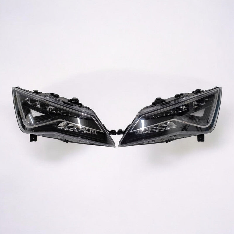 Frontscheinwerfer Seat Leon 5F1941008K LED Rechts Scheinwerfer Headlight