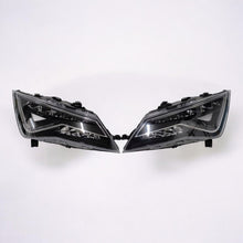 Laden Sie das Bild in den Galerie-Viewer, Frontscheinwerfer Seat Leon 5F1941008K LED Rechts Scheinwerfer Headlight