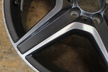 Laden Sie das Bild in den Galerie-Viewer, 1x Alufelge 18 Zoll 8.0" 5x112 45ET A2044013902 Mercedes-Benz W204 Rim Wheel FEL9016039997xx