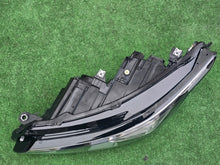Load image into Gallery viewer, Frontscheinwerfer VW Golf VIII 5H1941059 LED FALSE Scheinwerfer Headlight SCH9143822824dt