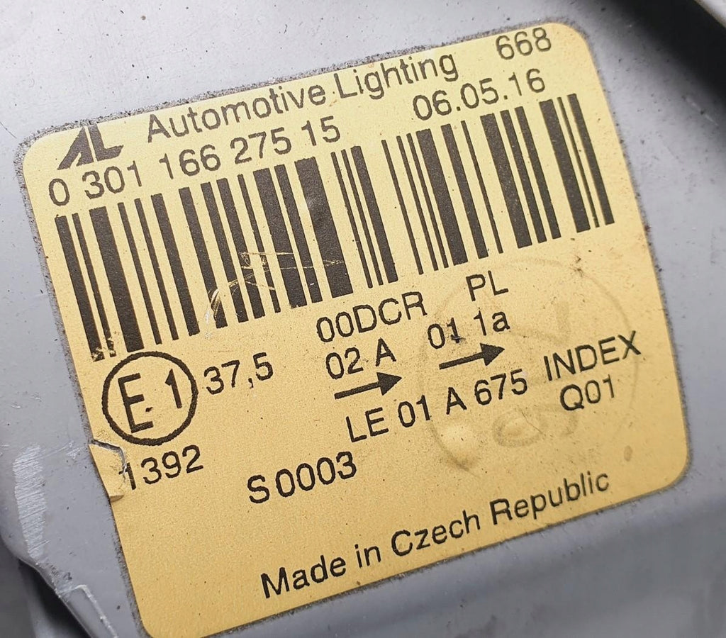 Frontscheinwerfer Mercedes-Benz W203 A2038203761 0301166275 Links Headlight SCH2963534241ga