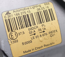 Laden Sie das Bild in den Galerie-Viewer, Frontscheinwerfer Mercedes-Benz W203 A2038203761 0301166275 Links Headlight SCH2963534241ga