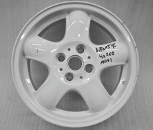 Load image into Gallery viewer, 1x Alufelge 15 Zoll 5.5" 4x100 45ET Glanz Weiß 6768498 Mini R55 R56 R50 FEL2901967191ww