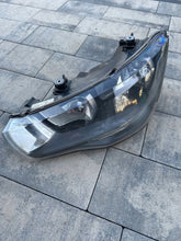Laden Sie das Bild in den Galerie-Viewer, Frontscheinwerfer Audi A1 8X0941003 Links Scheinwerfer Headlight SCH9642936182gd
