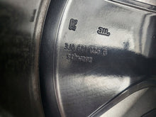 Load image into Gallery viewer, 1x Alufelge 17 Zoll 7.5" 5x112 41ET Glanz Silber 3J0601025K Mg Passat Rim Wheel FEL6860210857rb