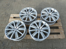 Laden Sie das Bild in den Galerie-Viewer, 4x Alufelge 18 Zoll 7.0&quot; 5x112 43ET Glanz Silber 5N0601025 VW Tiguan Rim Wheel