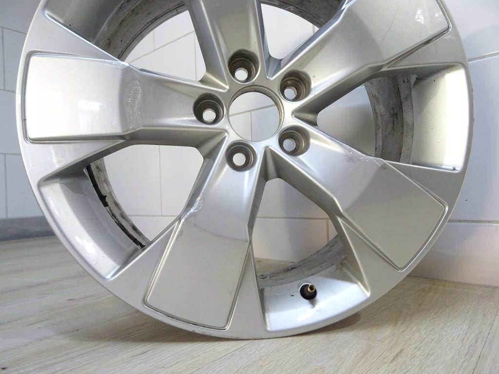 1x Alufelge 18 Zoll 7.5" 5x108 50,5ET Glanz Silber 31471553 Volvo Xc40 Rim Wheel