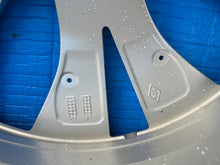 Load image into Gallery viewer, 1x Alufelge 20 Zoll 6.5" 5x114.3 40300-6686R Renault Rim Wheel FEL5552818136oa