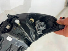 Laden Sie das Bild in den Galerie-Viewer, Frontscheinwerfer Ford Focus NKO3488 Links Scheinwerfer Headlight