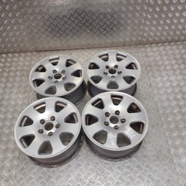 1x Alufelge 15 Zoll 7.0