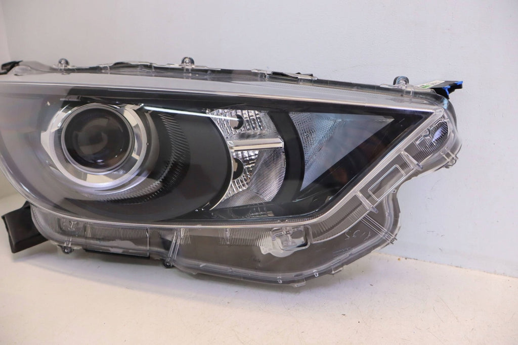 Frontscheinwerfer Toyota Yaris Rechts Scheinwerfer Headlight SCH1141358562vp