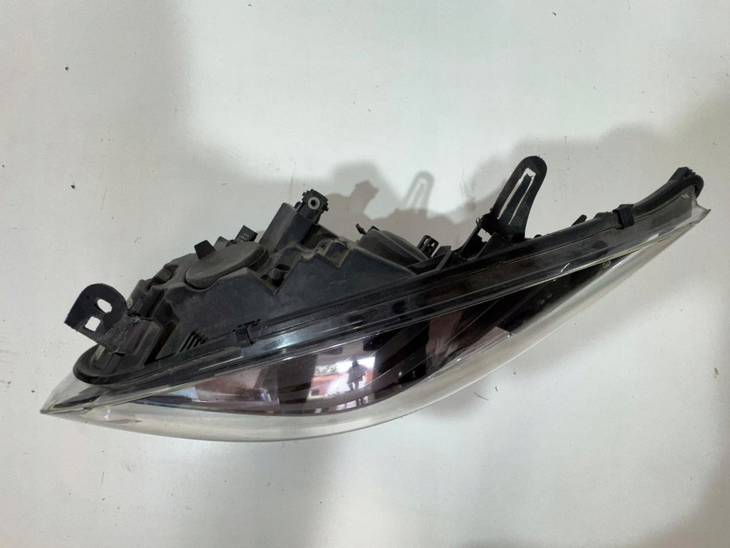 Frontscheinwerfer Renault Megane III 260601781R Ein Stück (Rechts oder Links) SCH2700735573iq