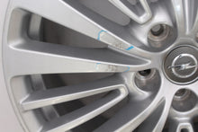 Laden Sie das Bild in den Galerie-Viewer, 4x Alufelge 18 Zoll 7.5" 5x108 49ET Glanz Silber YP00064280 Opel Rim Wheel FEL9545701419fr