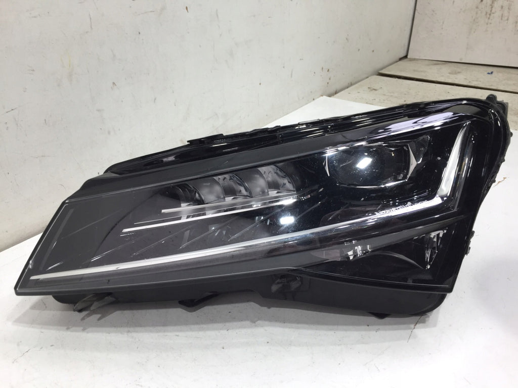Frontscheinwerfer Skoda Superb III 3V1941015D LED Links Scheinwerfer Headlight SCH9961430978sf