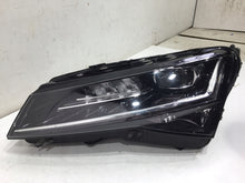Laden Sie das Bild in den Galerie-Viewer, Frontscheinwerfer Skoda Superb III 3V1941015D LED Links Scheinwerfer Headlight SCH9961430978sf