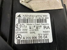 Laden Sie das Bild in den Galerie-Viewer, Frontscheinwerfer Mercedes-Benz W205 A2059062604 Full LED Rechts Headlight SCH2379129740ty