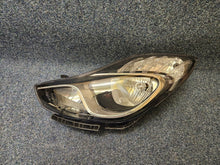 Laden Sie das Bild in den Galerie-Viewer, Frontscheinwerfer Hyundai Ix20 92101-1KXXX Links Scheinwerfer Headlight