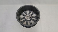 Laden Sie das Bild in den Galerie-Viewer, 1x Alufelge 17 Zoll 7.0&quot; 5x110 41ET 5J0601025N Skoda Fabia Rim Wheel