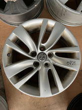 Laden Sie das Bild in den Galerie-Viewer, 1x Alufelge 18 Zoll 8.0" 5x120 42ET Glanz Silber 0P065K2 Opel Insignia Rim Wheel FEL1670457097uv